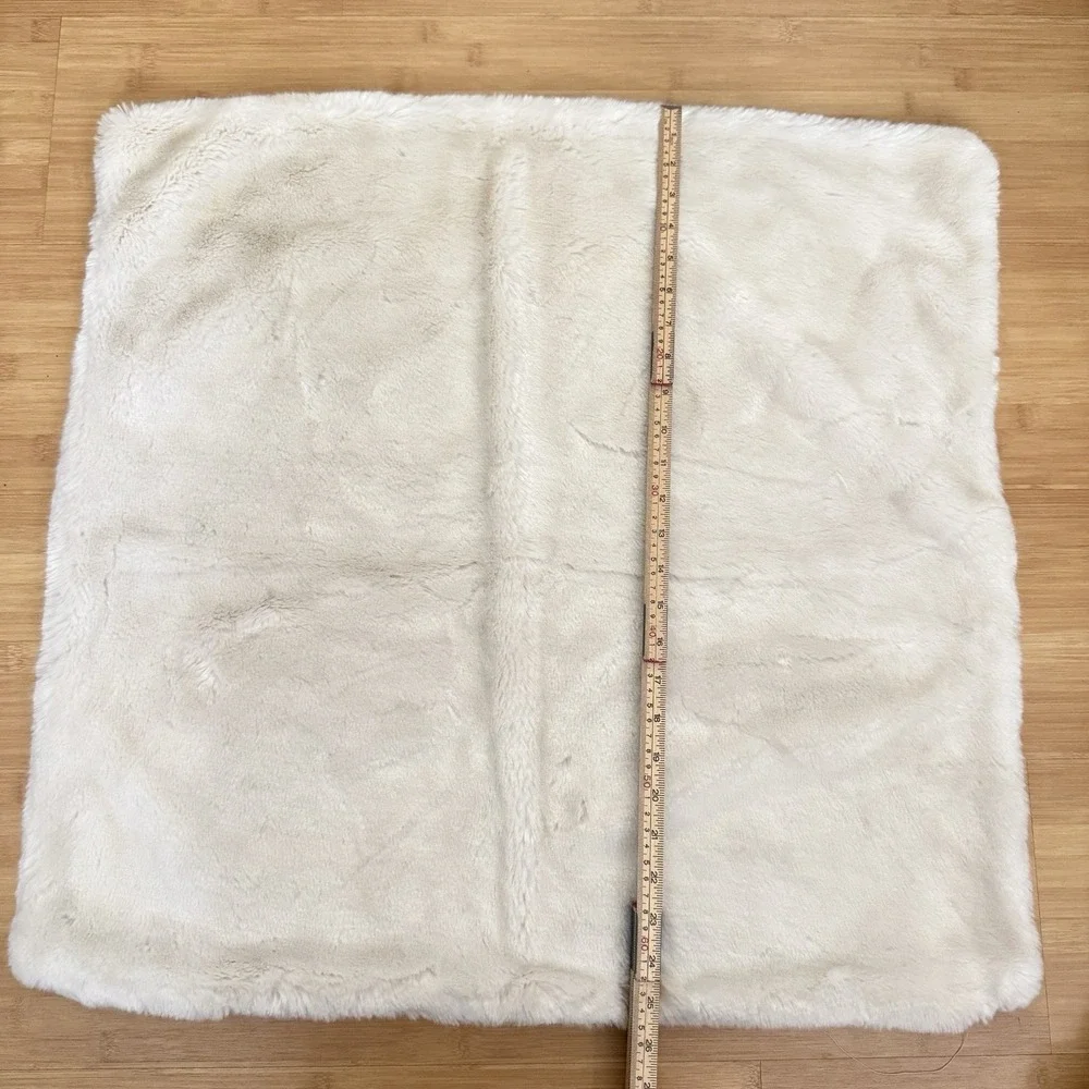 Set Of 2 Pottery Barn 26x26 Ivory Faux Fur Pillow Cover w/Zipper Close